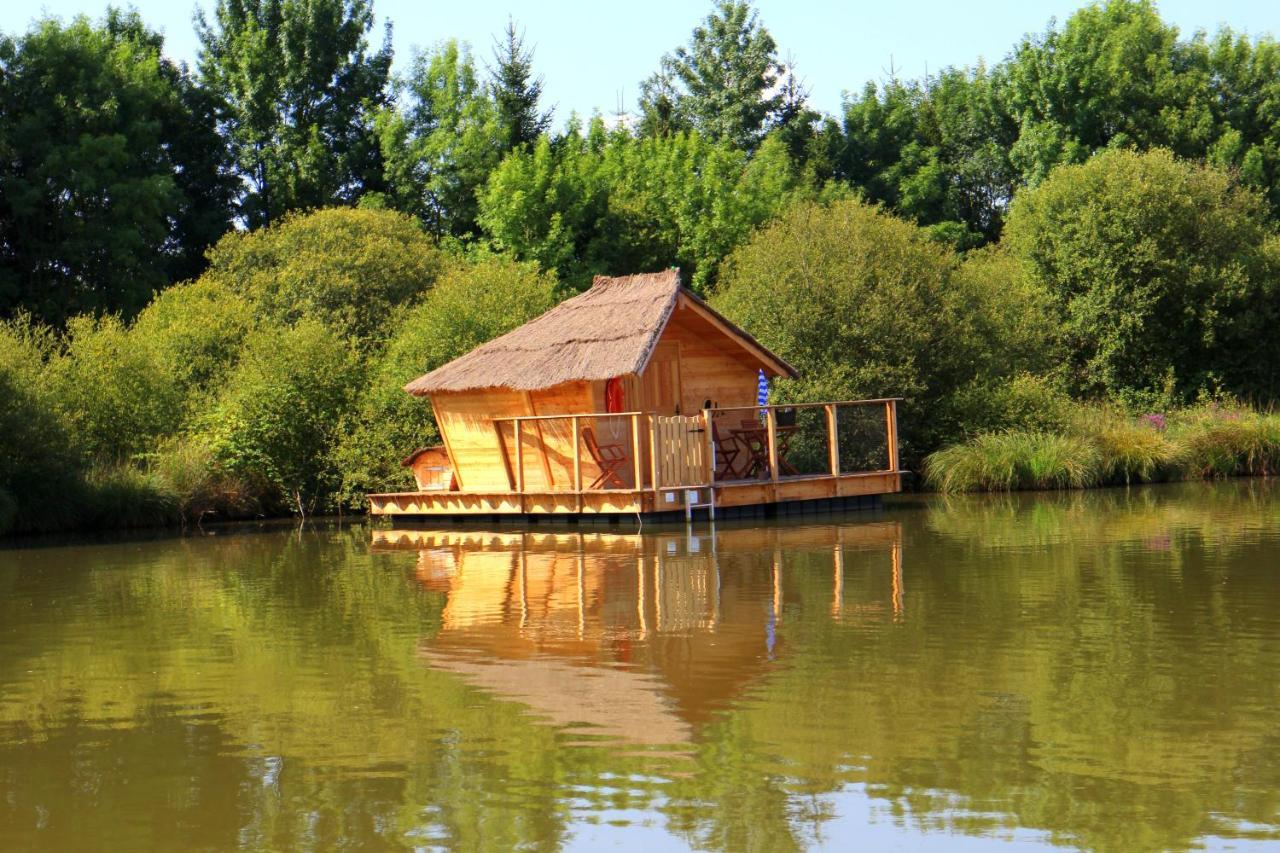 Village Flottant De Pressac エクステリア 写真